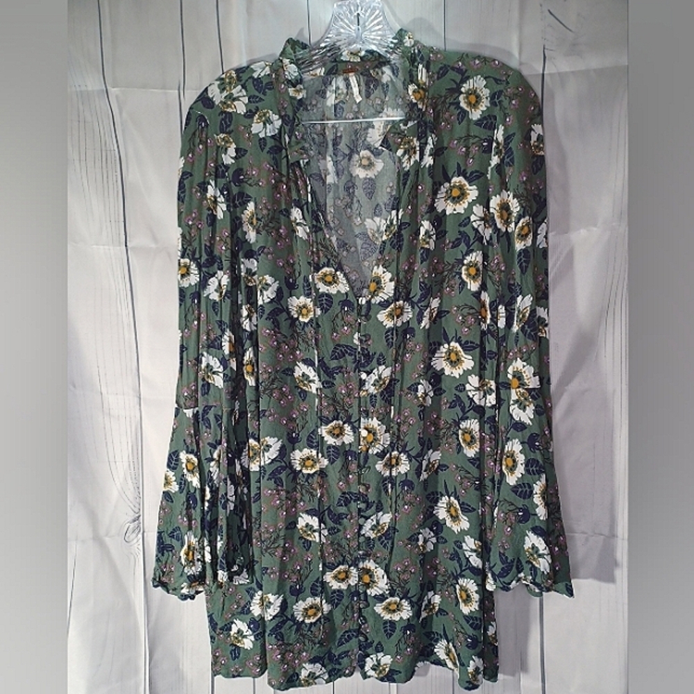 Free People Magic Mystery floral bell sleeve tunic boho festival flowy top